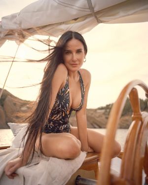 Famous People with Amazingly Fit Bodies Even in Their 50s and Beyond